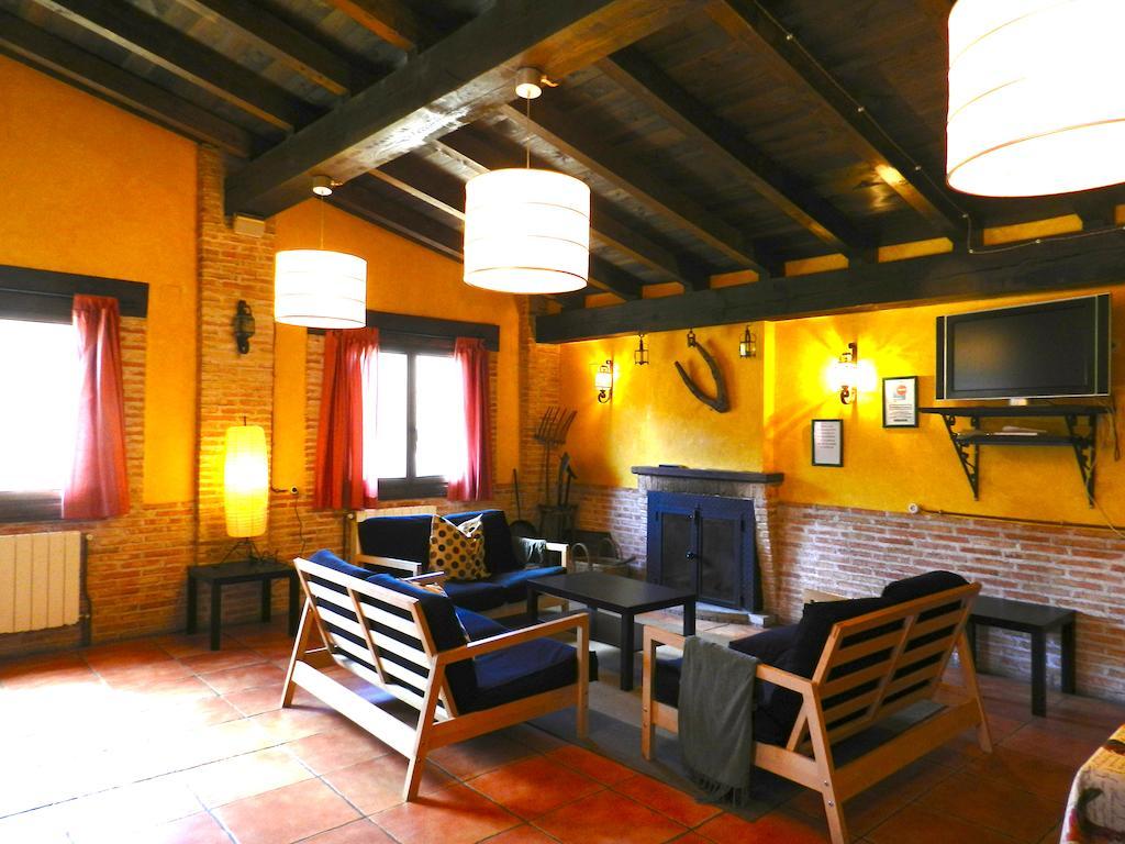 Hostel El Lago, Caceres Jaraiz de la Vera Buitenkant foto