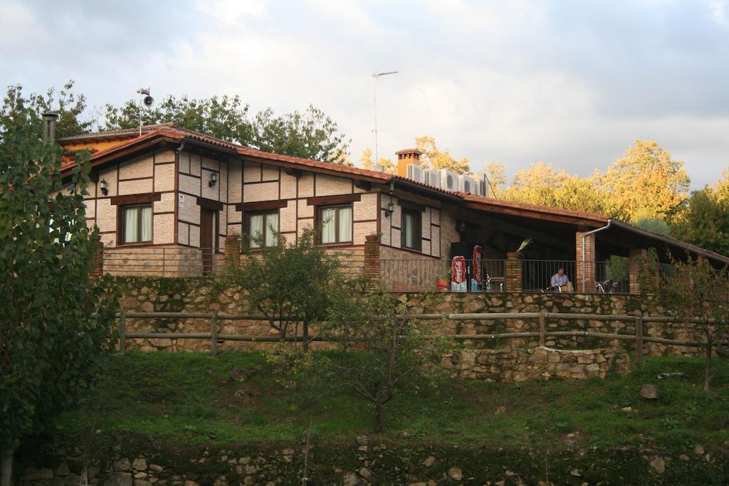 Hostel El Lago, Caceres Jaraiz de la Vera Buitenkant foto